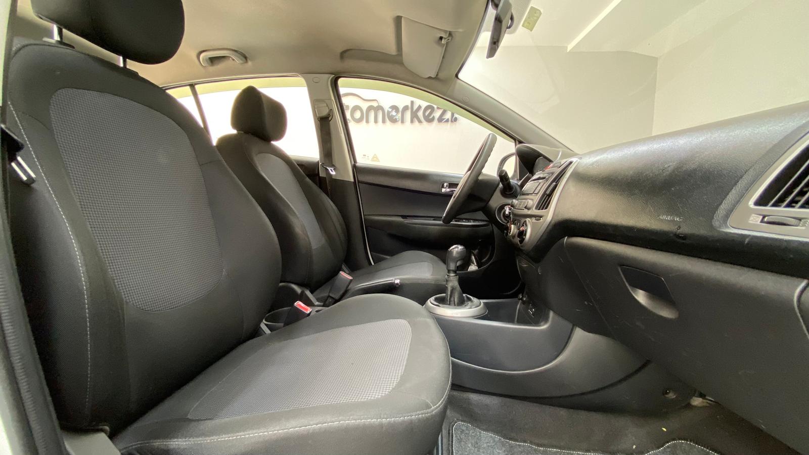 HYUNDAI i20 18
